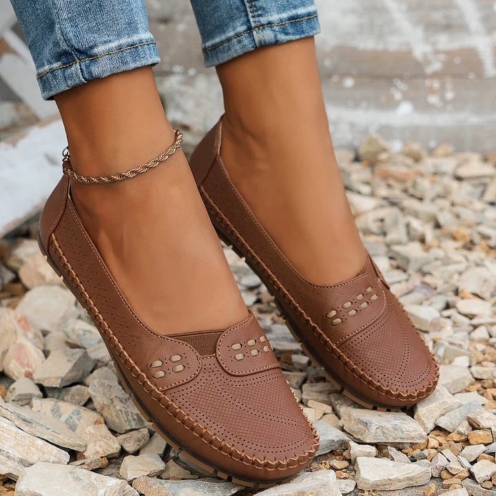 Elara | Classic Slip-On Comfort Shoes