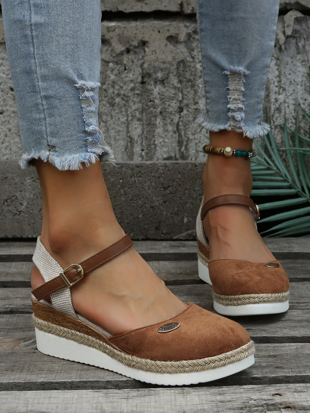 Isolde | Elegant Platform Sandals